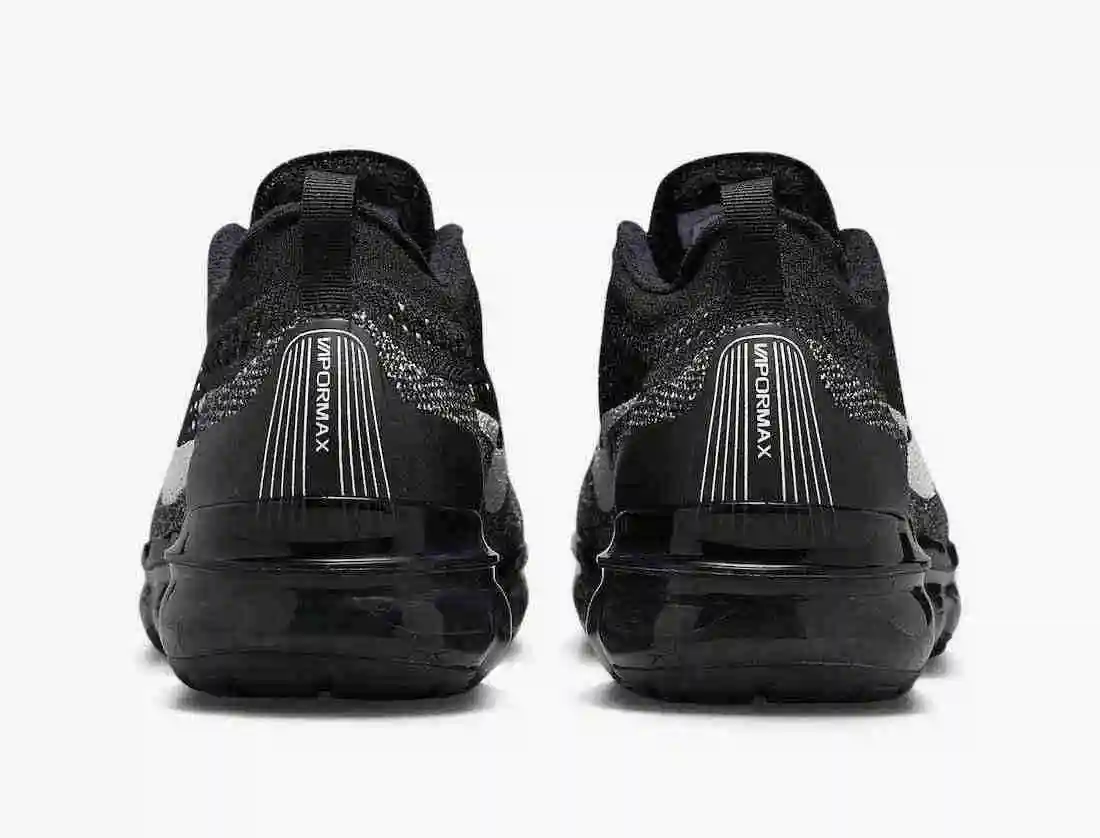 Nike-Air-VaporMax-2023-Flyknit-Oreo-DV1678-001-5.webp