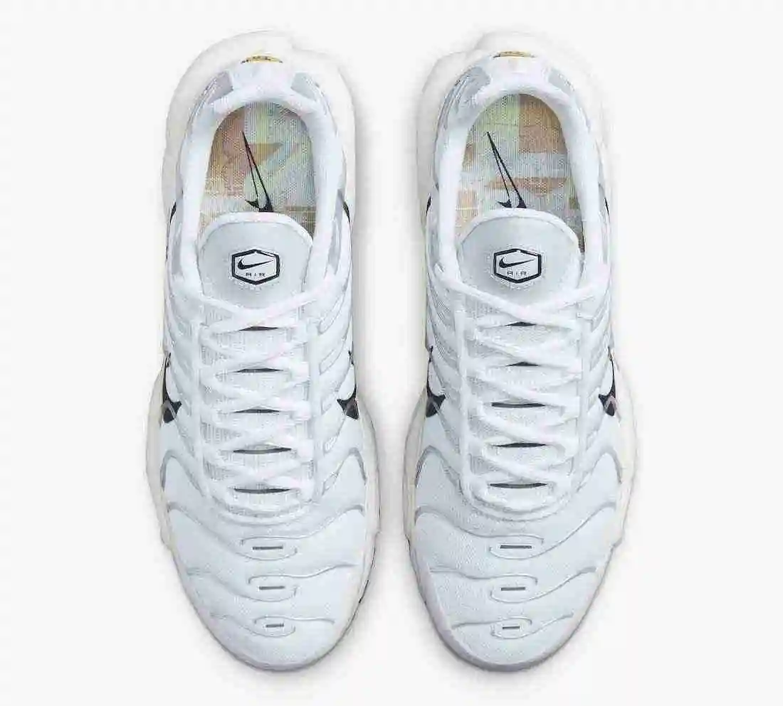 Nike-Air-Max-Plus-White-Silver-Black-DV3456-100-Release-Date-3.webp