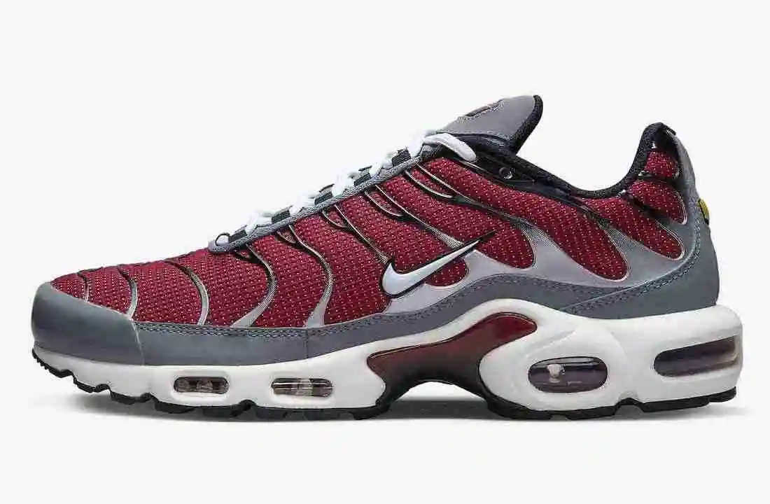 Nike-Air-Max-Plus-Red-Grey-White-DQ3983-600-Release-Date.webp