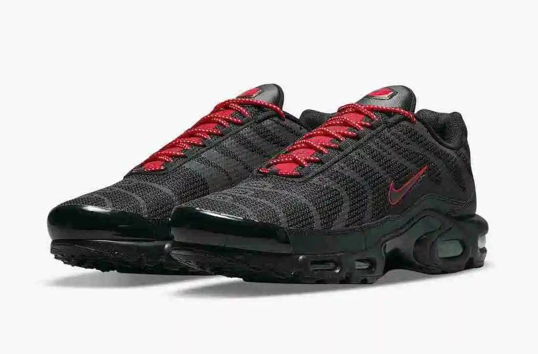 Nike Air Max Plus “Black Reflective”DN7997-001 40-46 (6).webp