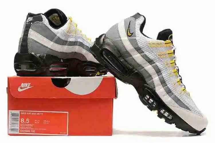 Nike Air Max 95 “Tour Yellow” DQ3982-100 40-46 (1).webp