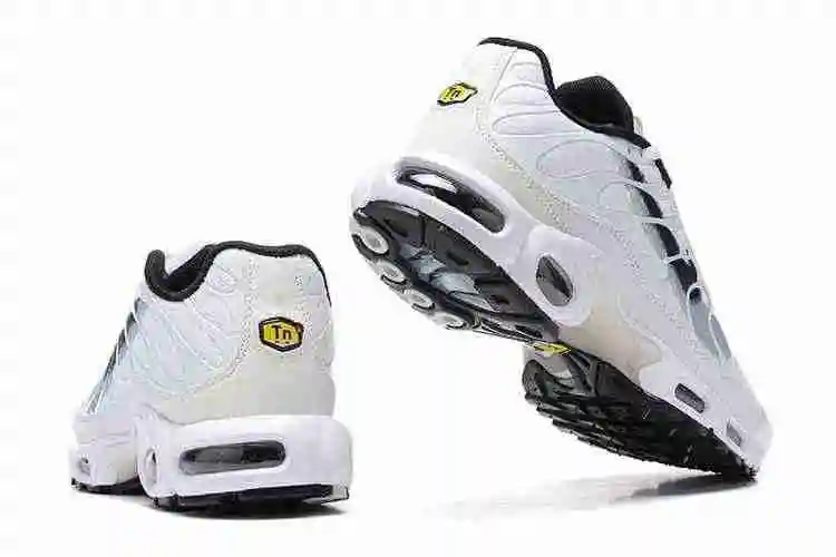Nike Air Max Plus FD0658-100 40-46 (6).webp