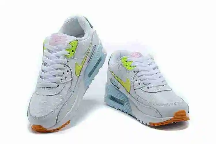 Nike Air Max 90 CZ0366-100 36-40 (2).webp