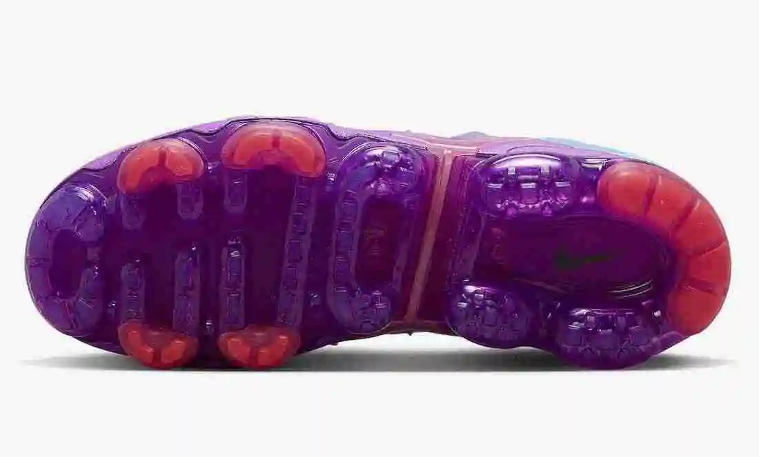 Nike-Air-VaporMax-Plus-FD0823-500-Release-Date-1.webp