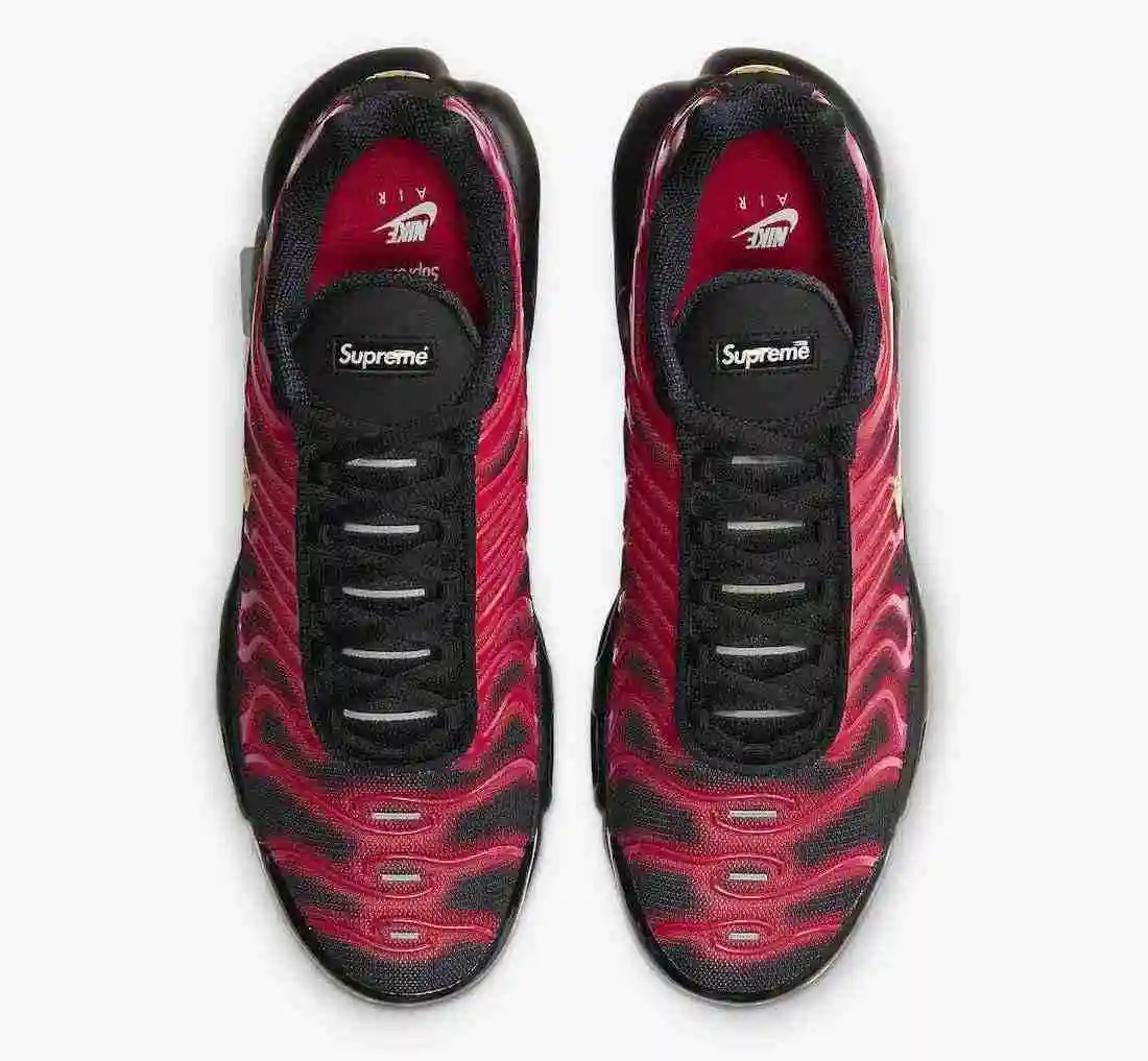 Supreme-Nike-Air-Max-Plus-Fire-Pink-DA1472-600-Release-Date-3.webp