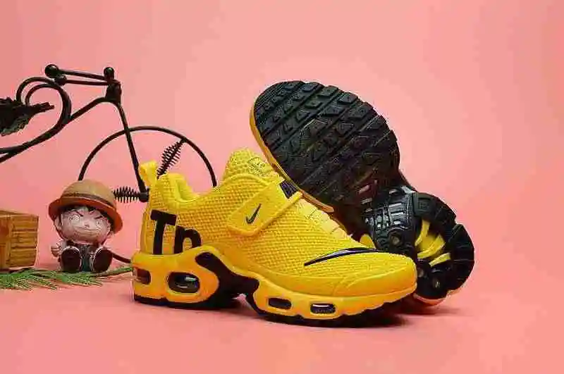 耐克 Nike Mercurial Air Max Plus Tn 滴塑童鞋 黄28-35 (1).webp