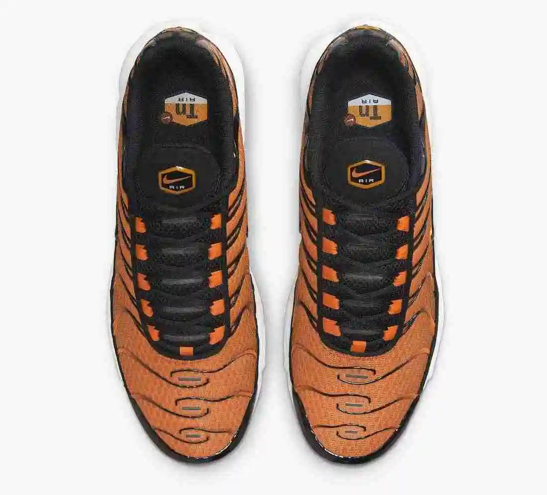 Nike-Air-Max-Plus-Orange-Black-DM0032-800-Release-Date-3.webp