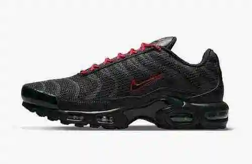 Nike Air Max Plus "Negras Reflectantes" DN7997-001 40-46
