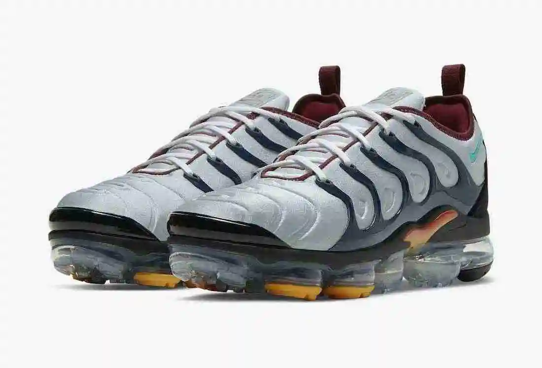 Nike-Air-VaporMax-Plus-DJ2737-001-Release-Date-1.webp