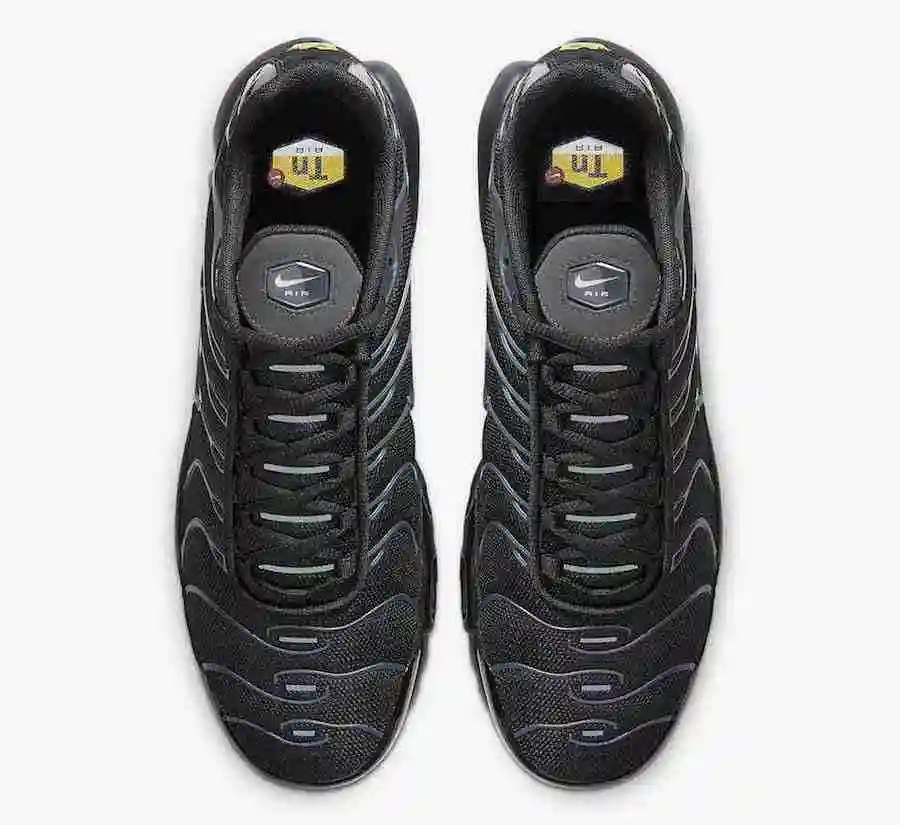 Nike-Air-Max-Plus-Black-Navy-852630-042-Release-Date-3.webp
