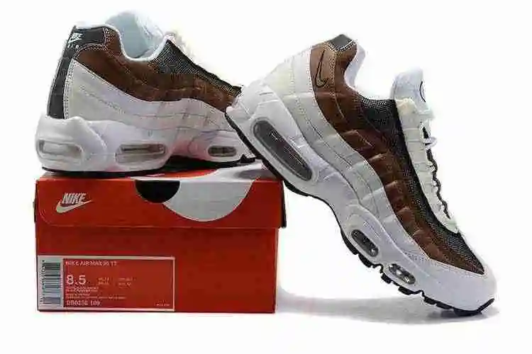 Nike Air Max 95 “Cashmere” DB0250-100 40-46 (1).webp