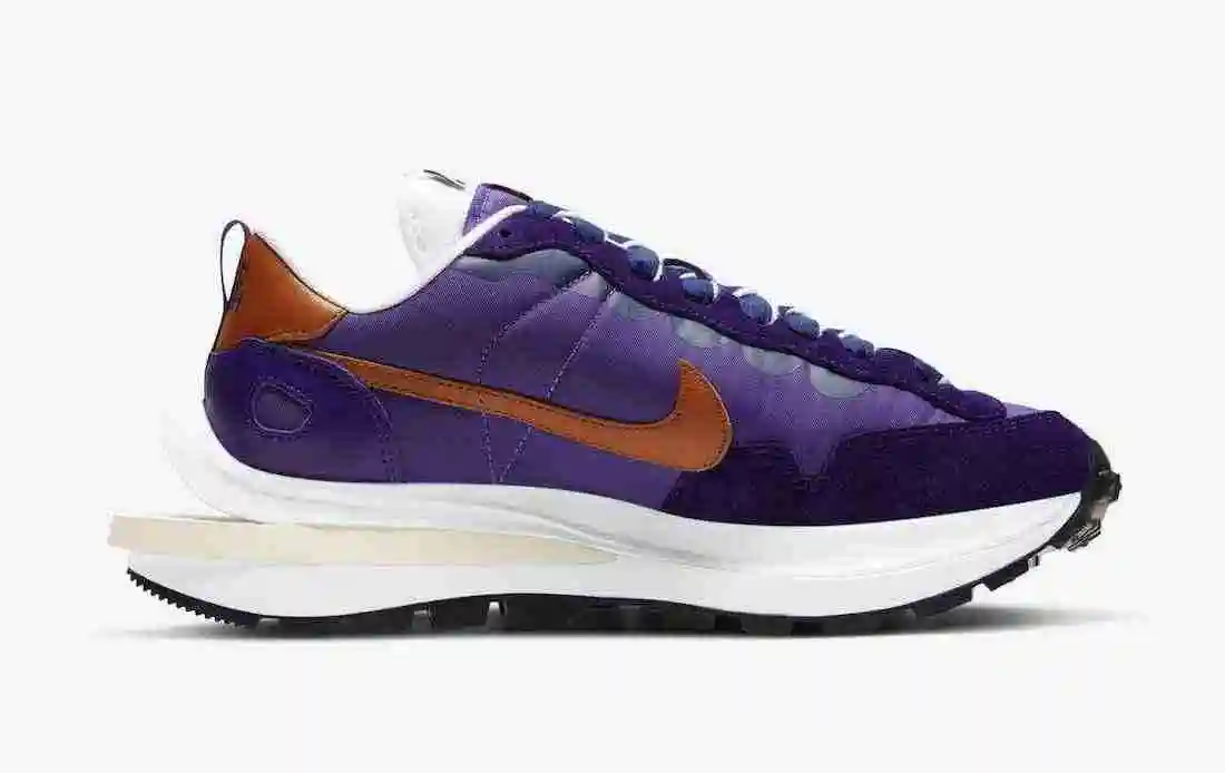 Sacai-Nike-VaporWaffle-Dark-Iris-DD1875-500-Release-Date-2.webp