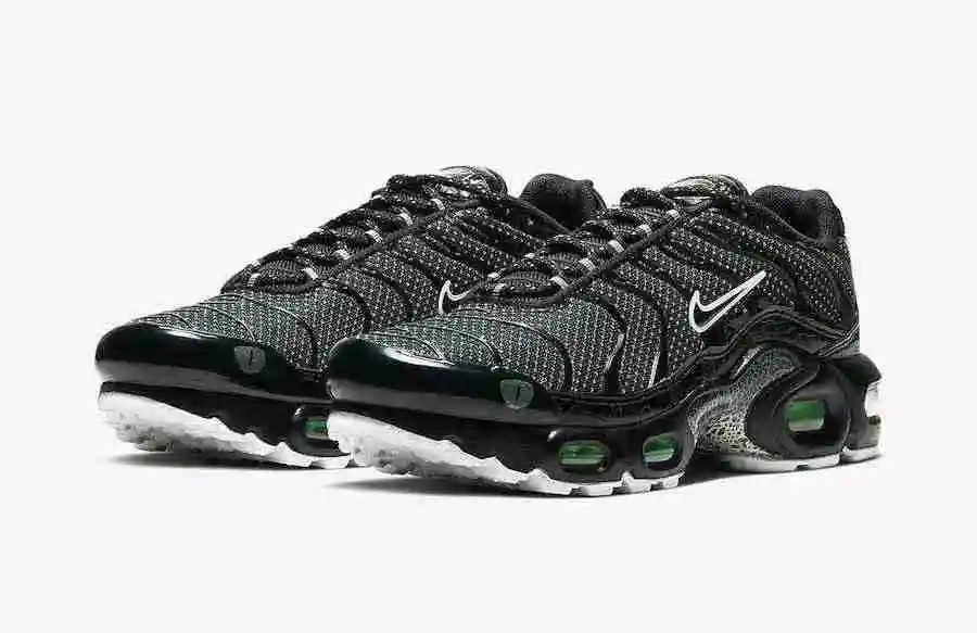 Nike-Air-Max-Plus-Black-Croc-CV2392-001-Release-Date-1.webp