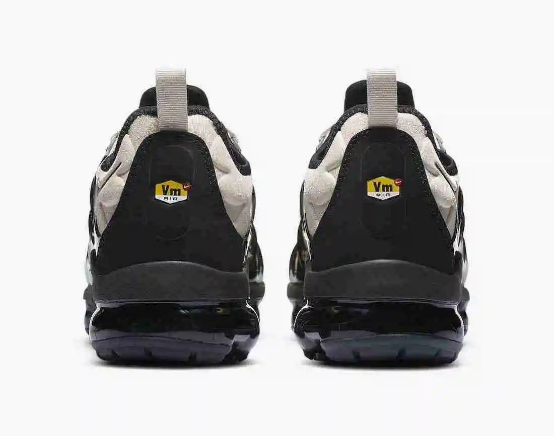 Nike-Air-VaporMax-Plus-DH0860-100-Release-Date-3.webp