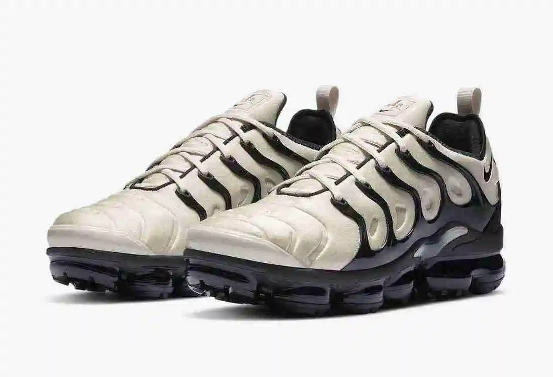 Nike-Air-VaporMax-Plus-DH0860-100-Release-Date-1.webp