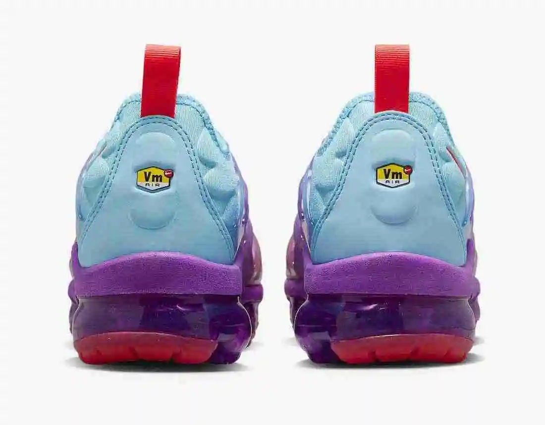 Nike-Air-VaporMax-Plus-FD0823-500-Release-Date-5.webp