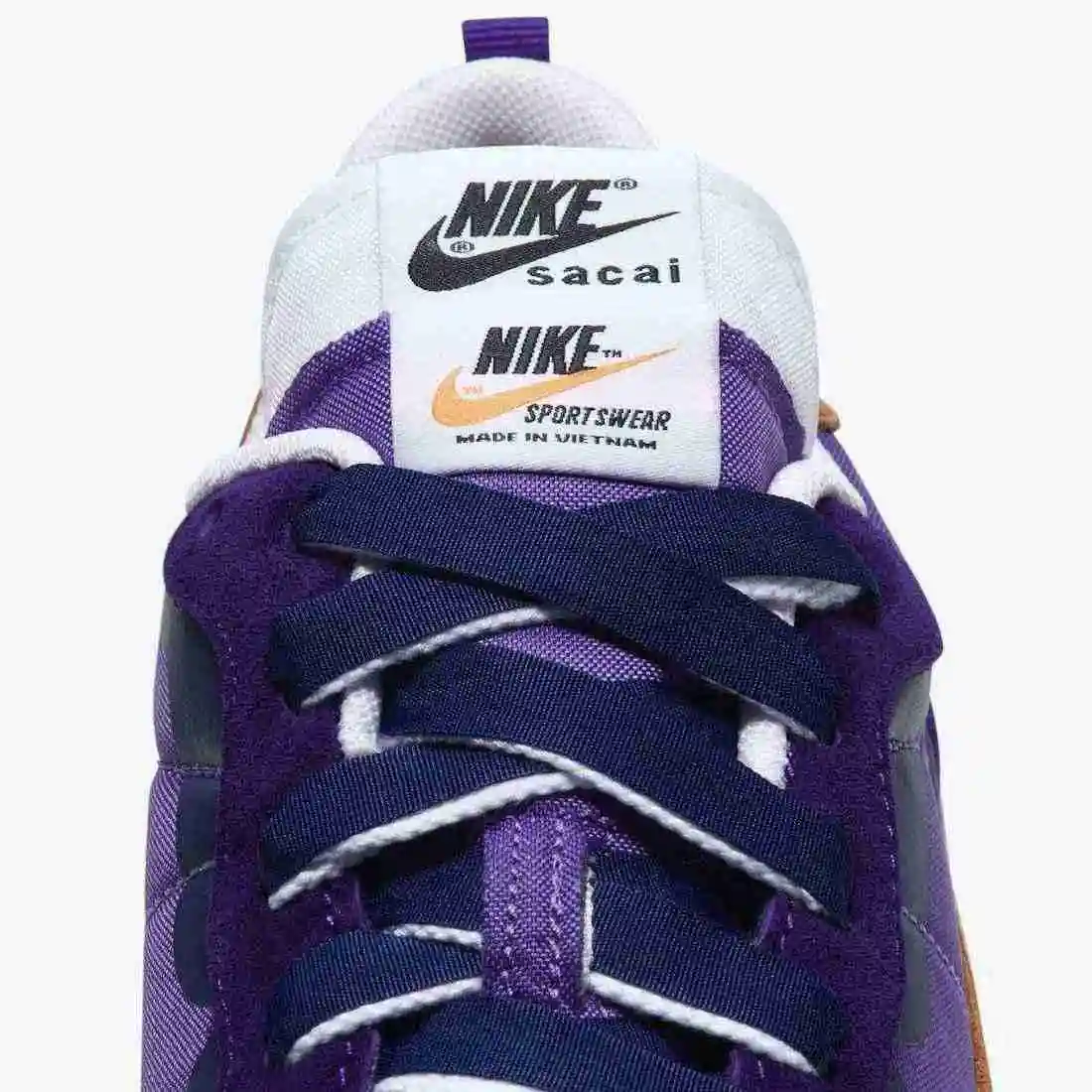 Sacai-Nike-VaporWaffle-Dark-Iris-DD1875-500-Release-Date-6.webp