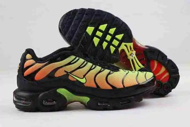耐克 Nike Air Max Plus AQ9979-001 40-46共有5项 (2).webp