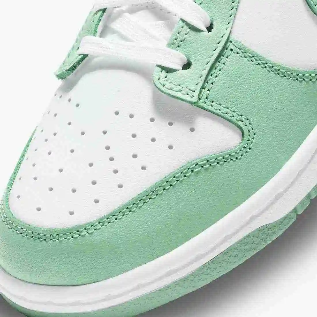 Nike-Dunk-Low-Womens-Green-Glow-DD1503-105-Release-Date-6.webp