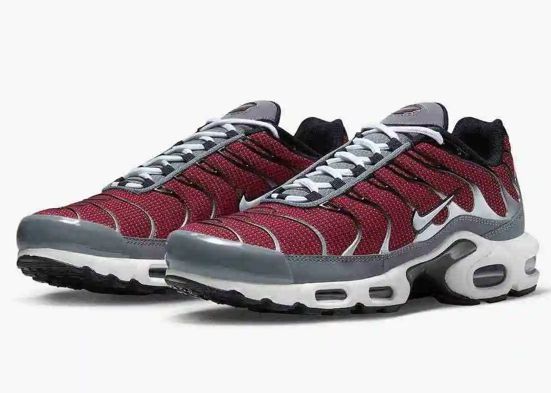 Nike-Air-Max-Plus-Red-Grey-White-DQ3983-600-Release-Date-4.webp