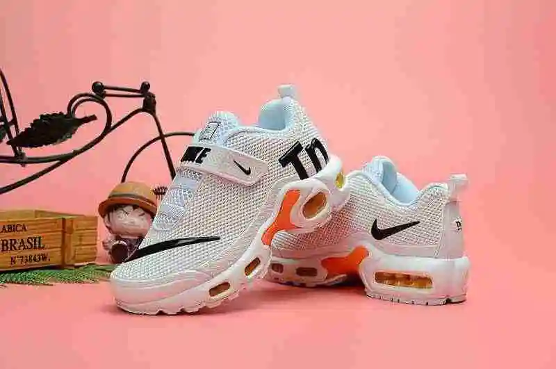 耐克 Nike Mercurial Air Max Plus Tn 滴塑童鞋 白桔黑 28-35 (3).webp