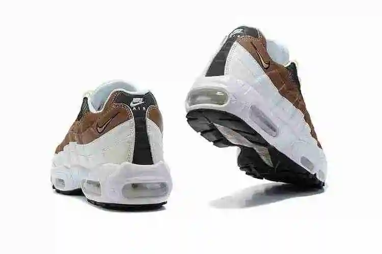 Nike Air Max 95 “Cashmere” DB0250-100 40-46 (2).webp