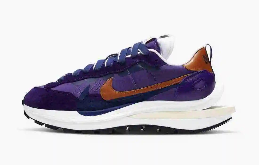 Sacai-Nike-VaporWaffle-Dark-Iris-DD1875-500-Release-Date-1.webp