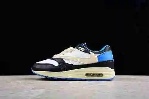 Nike Air Max 1 DM7866-140 36-47 con media talla