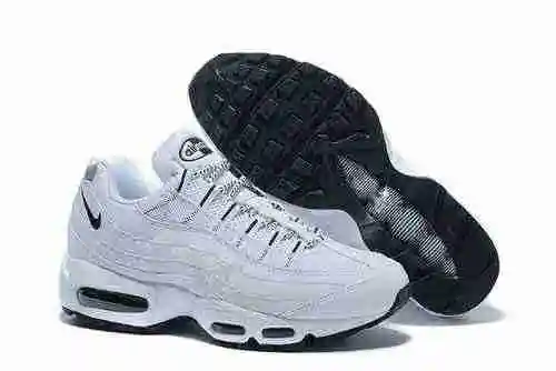 (1595 40-46) Vuelve la réplica en color del 20º aniversario de Nike Air Max 95