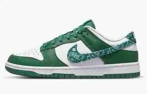 Nike Dunk Low "Green Paisley" DH4401-102 36-45 con media talla