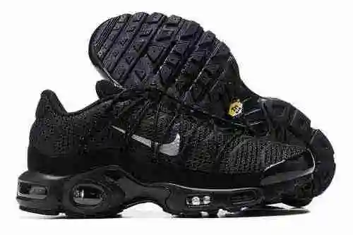 Nike Air Max Plus FD0670-001 40-46