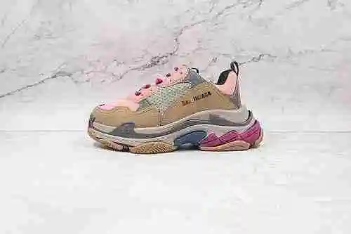 D30 | Soporte lanzamiento en tienda Versión OK Marrón rosa Balenciaga Triple S Fuente correcta Groso