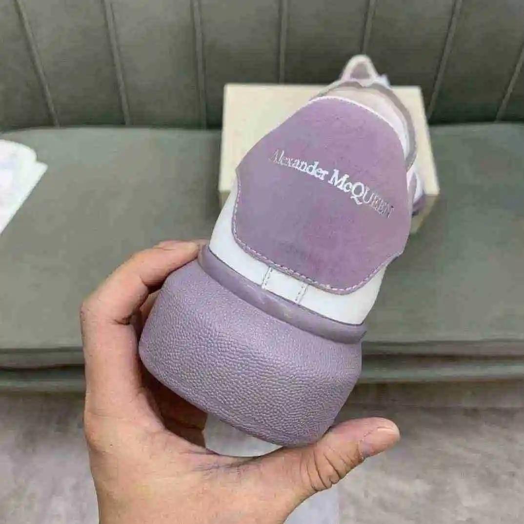 35-44 (7).webp