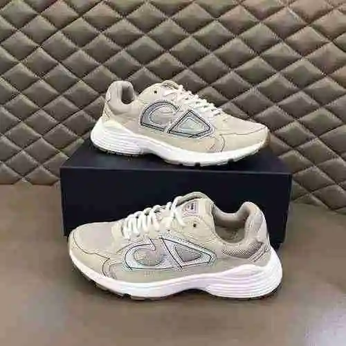 Código de pareja Dior: 0313B80 Talla: Mujer 36-40, Hombre 38-44