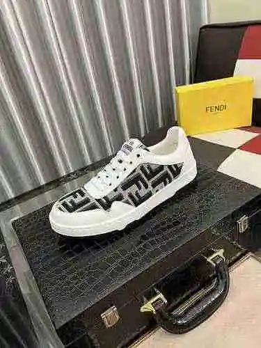 Zapato Fendi Hombre Código: 0528B30 Talla: 38-44