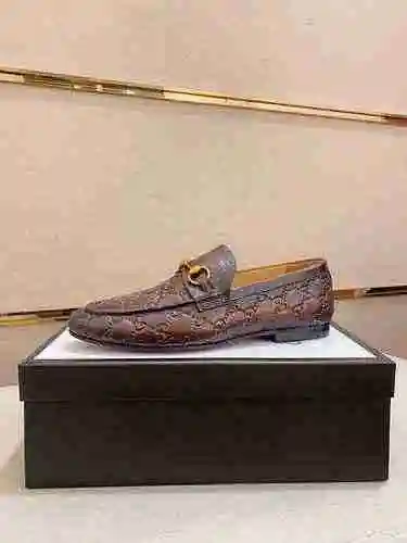 Zapato GUCCI para hombre Código: 0525C70 Talla: 38-44