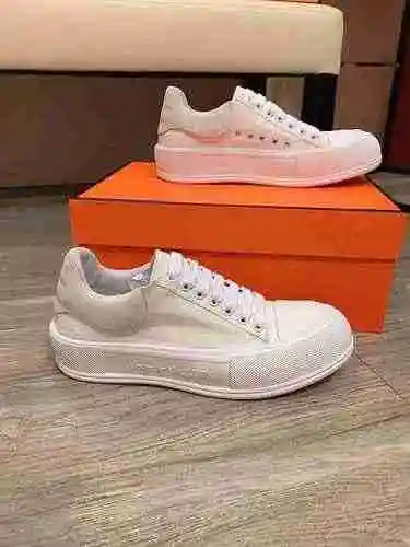 1245220 Los últimos zapatos casuales de McQueen para parejas 35-44