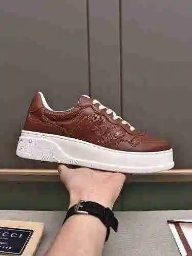 Código de pareja GUCCI: 0602C20 Talla: Mujer 35-41, Hombre 38-46 (Mujer 41, Hombre 45-46, Personaliz