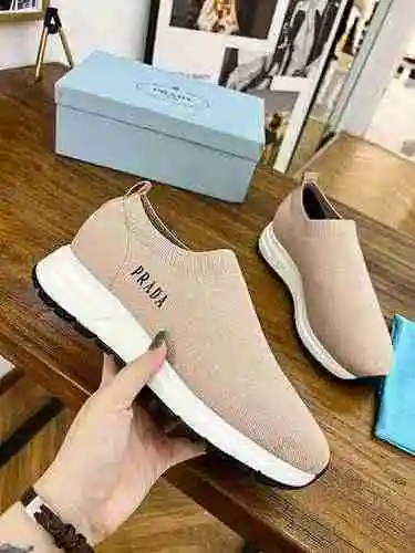 Prada Código de estilo de pareja: 0227B80 Tamaño: 35-45 (45 Personalizado sin devolución ni cambio)