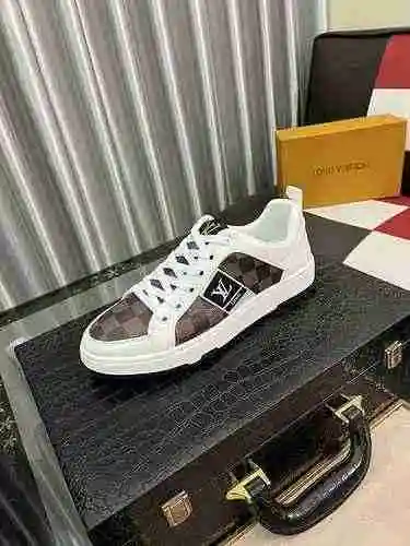 Zapato LV Hombre Código: 0528B30 Talla: 38-44