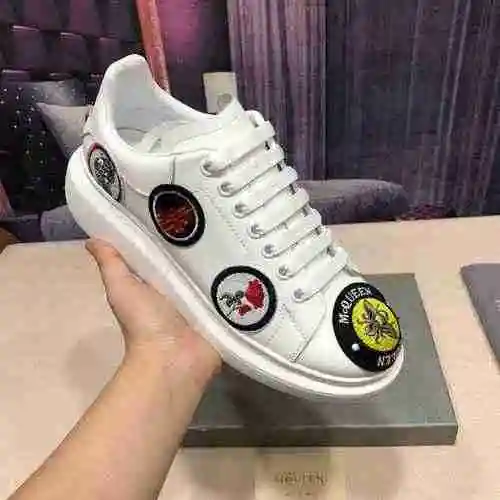1171250 Los últimos zapatos con remaches de la pareja de McQueen 35-44