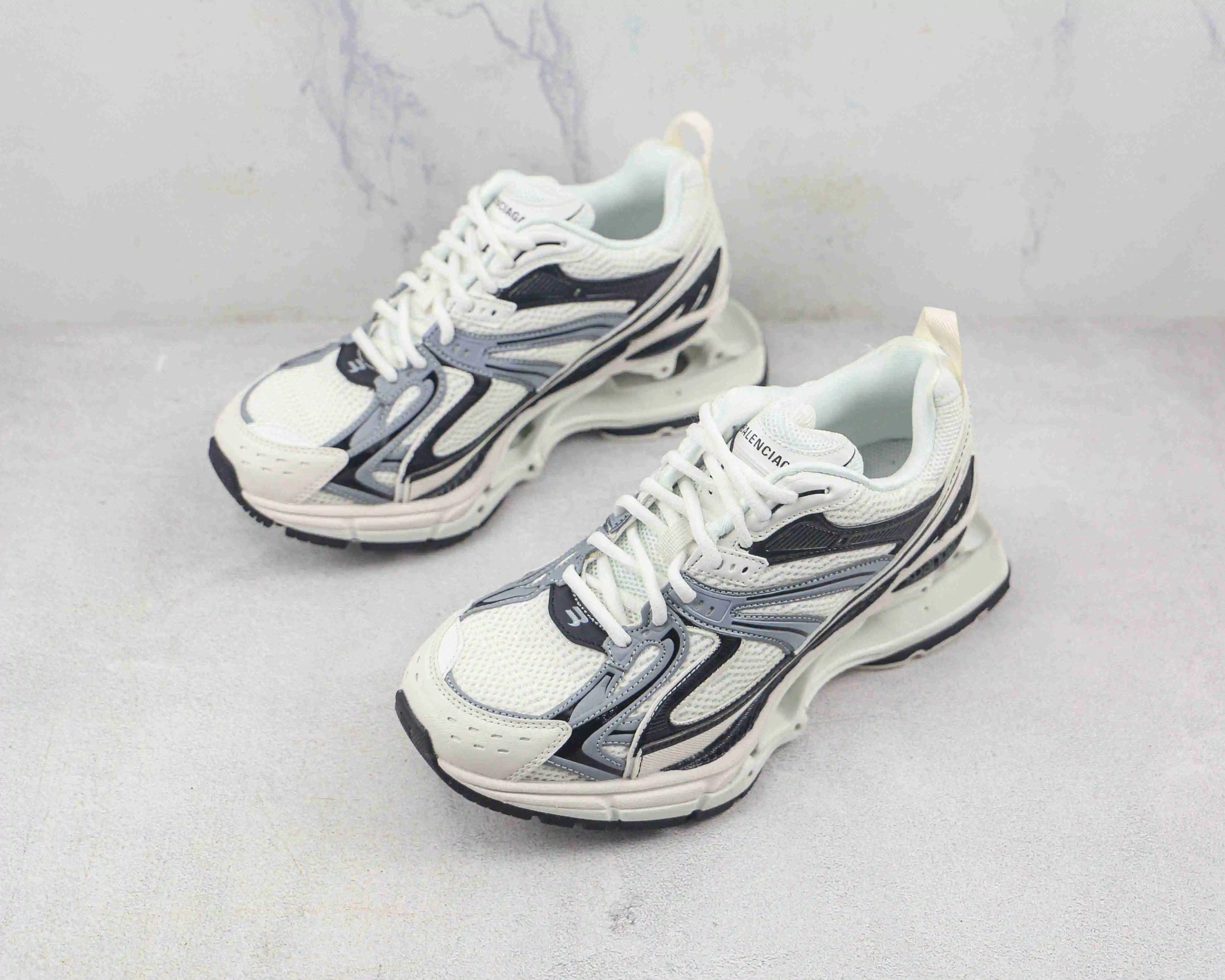 巴黎弹簧鞋 (7 - 9).webp