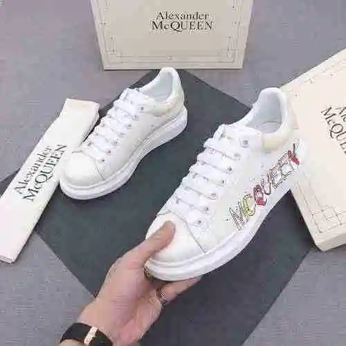 1628240 Los últimos zapatos de hombre de alta gama de moda de McQueen 38-44