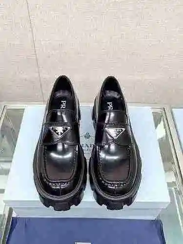 Zapato Prada Mujer Código: 0227C60 Talla: 35-39 (40 personalizados sin devolución ni cambio)