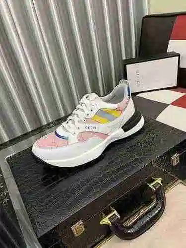Código de zapato de hombre GUCCI: 0528B50 Talla: 38-44