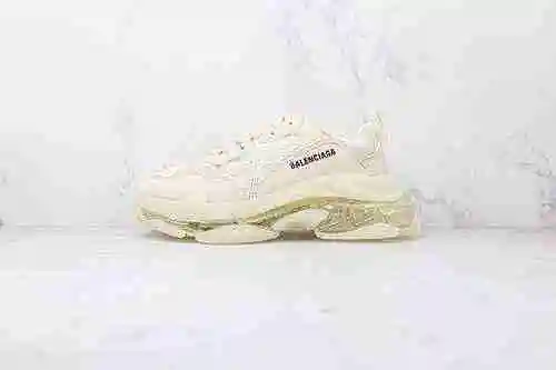E70 | Tienda de soporte versión i8 Balenciaga Air Cushion Beige Balenciaga Triple S Balenciaga 19 la