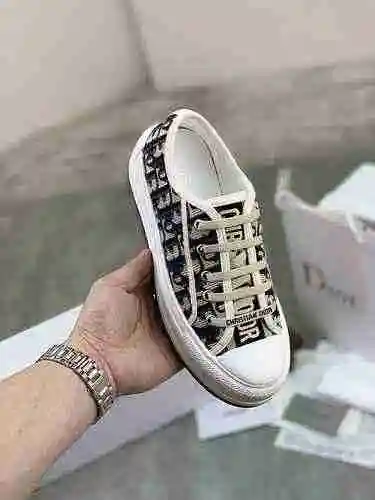 Código de zapato de mujer Dior: 0510C00 Talla: 35-41 (34 42 se puede personalizar)