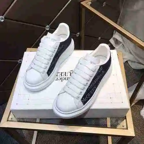 1092310 Nuevos zapatos casuales versátiles para pareja McQueen 35-44