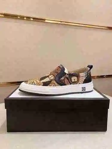 Código de zapato de hombre GUCCI: 0525B40 Talla: 38-44