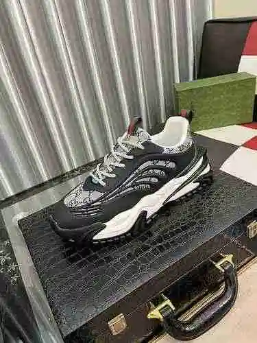 Código de zapato de hombre GUCCI: 0528B60 Talla: 38-44